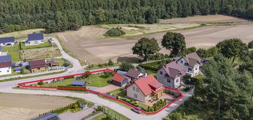 Dom z widokiem na las z dużą działką