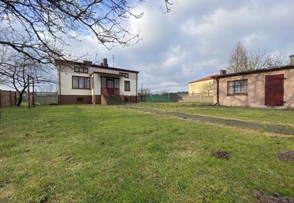 Siedlisko 7337 m² dom pod łodzią działka