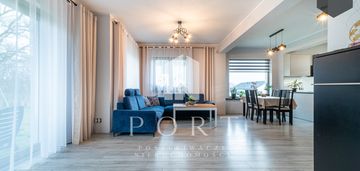 Bliźniak z dużym ogrodem i garażem,10 min od gdyni