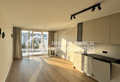 2-pok. przy ścianie lasu na os.polanki z balkonem