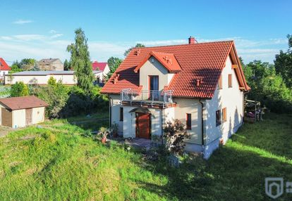 Energooszczędny dom w spokojnej okolicy | 21 arów