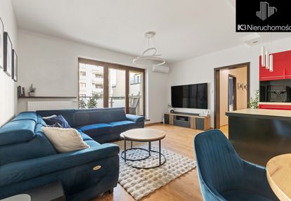 Przestronne | 2/3 pokoje | do wejścia | klima