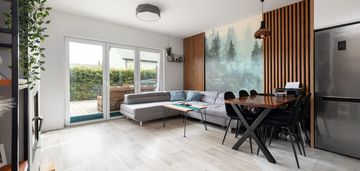 Nowoczesny dom w zabudowie szeregowej