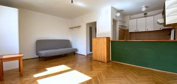 Wynajmę kawalerkę z balkonem na powiślu 28m2