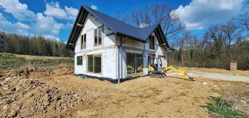 Dom w pięknym widokowym miejscu