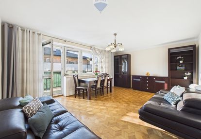 3 pokoje i 70m2 i parking i balkon i st. miłosna