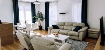 4 pokoje, komórka, miejsce parkingowe. targówek.