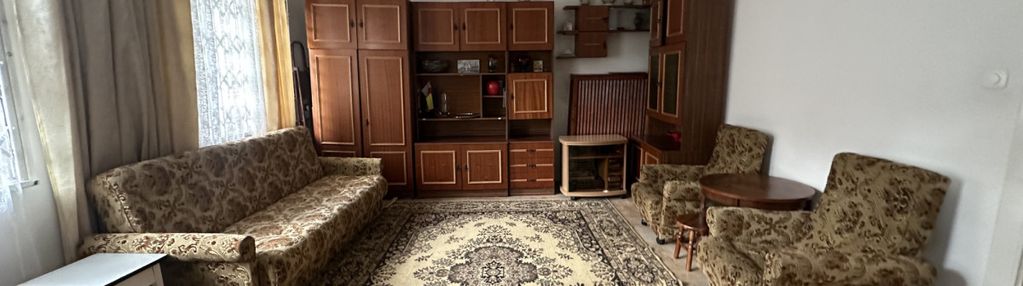 Przestronne mieszkanie z ogrodem i garażem