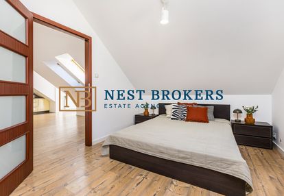 Od południa, balkon 8 m, obok galerii bronowice