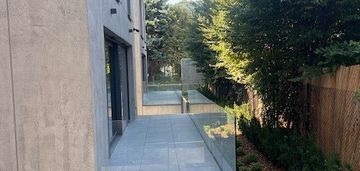 Atrakcyjna lokalizacja/błonia/rynek