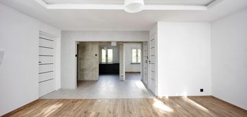3 pokoje + balkon na fordonie - 61 m2