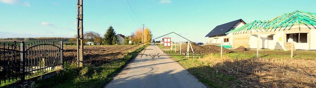 Sprzedam ładną działkę budowlaną/studzian