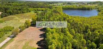 Kamień- kompleks działek przy lesie