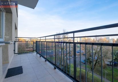 Blisko do parku, 400 m do metra, duży balkon