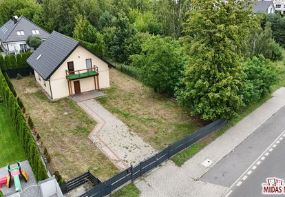 Dom wolnostojący w atrakcyjnej lokalizacji