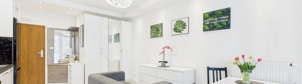 2 pokoje, balkon i garaż – komfort i styl w jednym