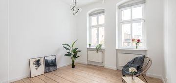 Świetna lokalizacja i komunikacja z całym miastem!