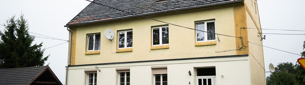 Na sprzedaż przestronne mieszkanie w lubrzy