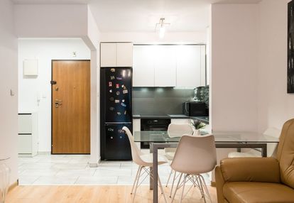 ⭐⭐⭐ lubostroń 2 pokoje z garażem w cenie!