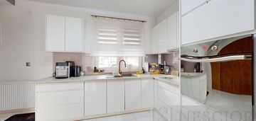 Na sprzedaż segment 79,59m2  z dużym ogródkiem