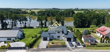 Sprzedam dom z linią  brzegową jeziora.