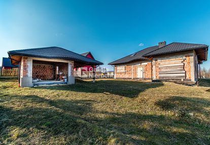 Dom z poddaszem użytkowym | działka 12 arów | sso