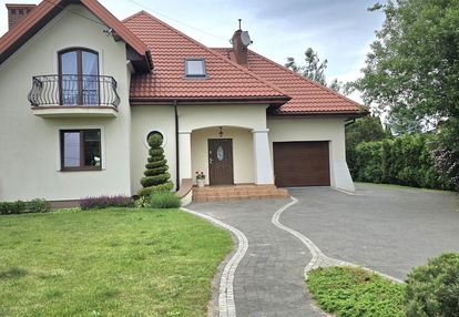 Klimatyczny dom w zacisznej okolicy