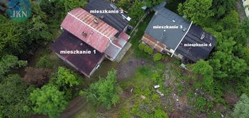 Cztery mieszkania na dużej działce do remontu