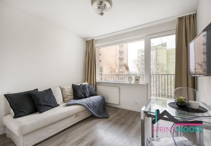 Kawalerka wolna od 1 kwietnia, umeblowana, balkon!