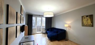 Dwa oddzielne pokoje, blisko kul