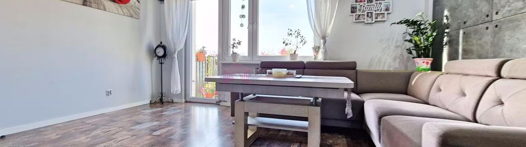 Komfortowe czteropokojowe mieszkanie z balkonem.