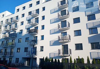 2 pokojowe, 2 piętro, balkon,dobra lokalizacja