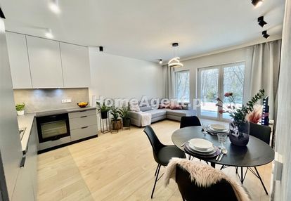 Nowy pięknie urządzony apartament z ogródkiem!
