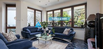 Dom z basenem gdynia dąbrowa