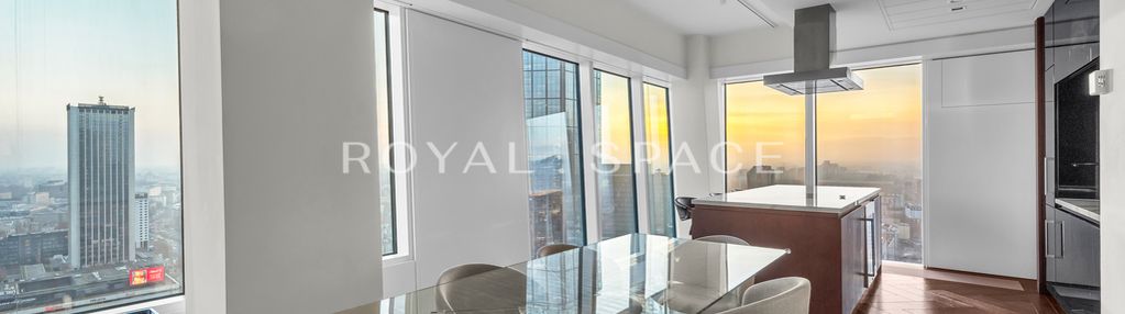 Złota 44 | wysokie piętro | nowoczesny apartament