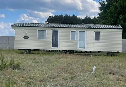 Działka budowlana 1200 m² z domkiem mobilnym.