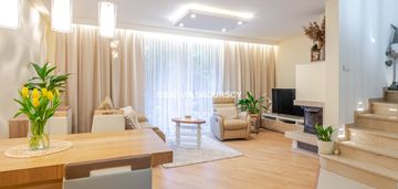 Dom z kominkiem i fotowoltaiką