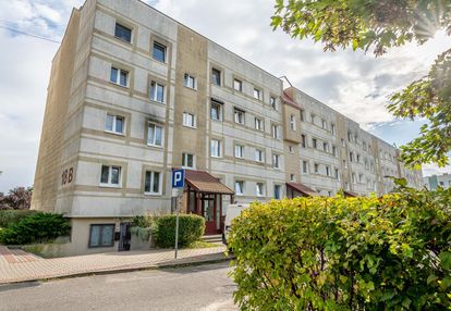Trzypokojowe po generalnym remoncie, balkon