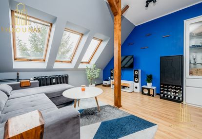 Dwupoziomowe na skrajnej do wejścia