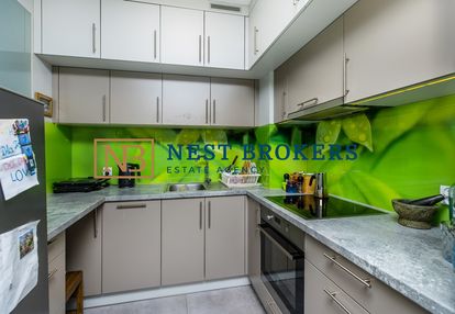 Przestronne studio z aneksem sypialnianym-reduta