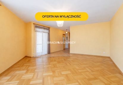 Nietuzinkowe mieszkanie ul.twardowskiego.