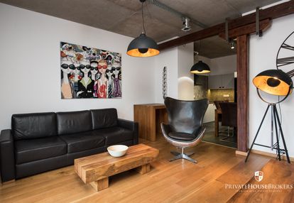 Klimatyczny loft na zabłociu - 2 pokoje.