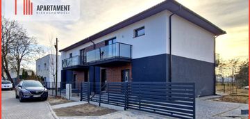 Nowoczesny dom w starym fordonie