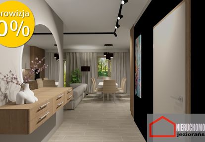 Dom z garażem pod lasem.