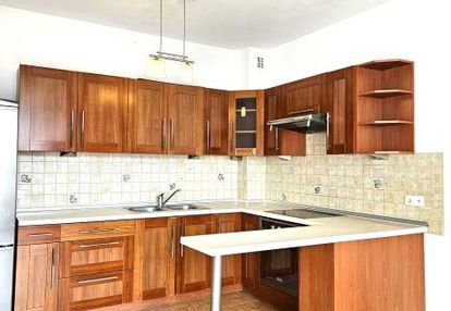 Dwa pokoje, balkon, garaż słoneczne