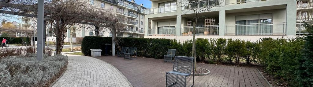 Air conditioner/2rooms/ balcony/ gym/parking