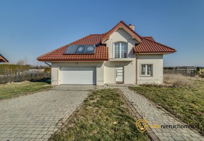 Dom wolnostojący!/solary/ogrzewanie miejskie!