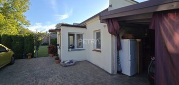 Dom z działką duży potencjał rozbudowy