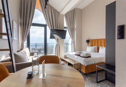 Apartament ze strefą spa i restauracją