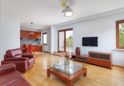 Apartament z dużym tarasem wola przy parku